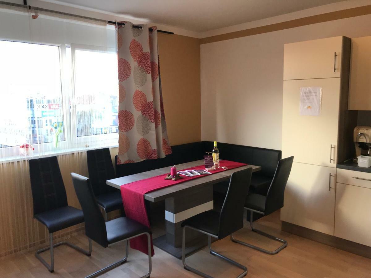 Kmheim, Cozy 103M2 Apartment, With 3 Bedroom And Covered Free Parking Place, Close To City Center Грац Екстер'єр фото